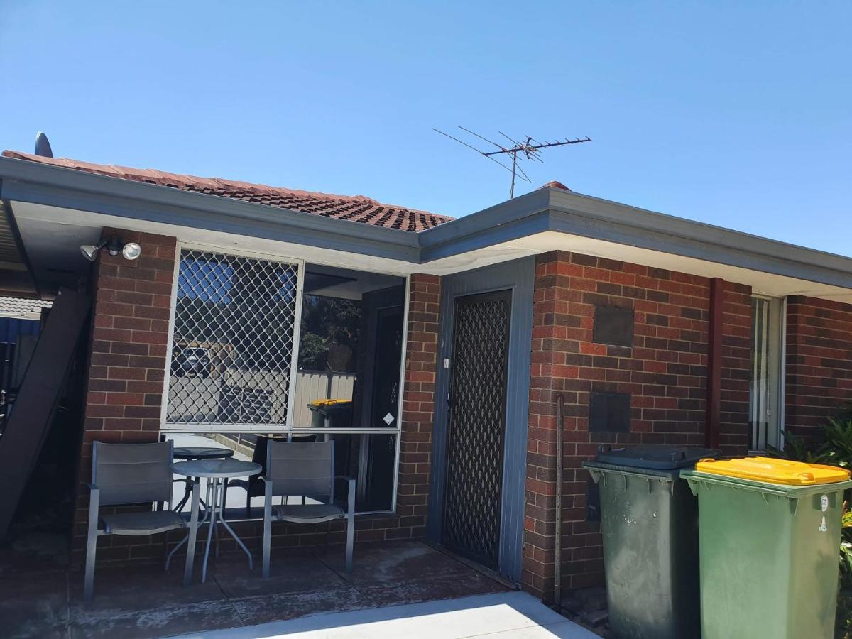 Airport Budget Room Perth Exterior photo