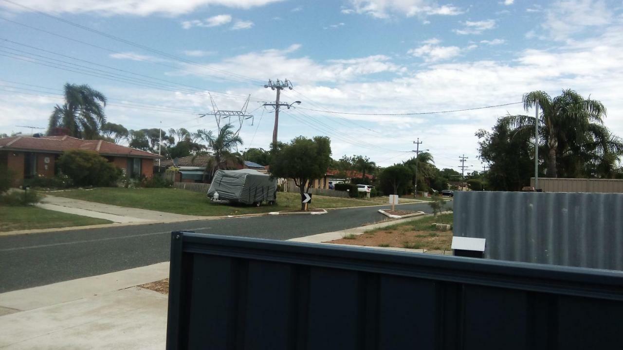 Airport Budget Room Perth Exterior photo